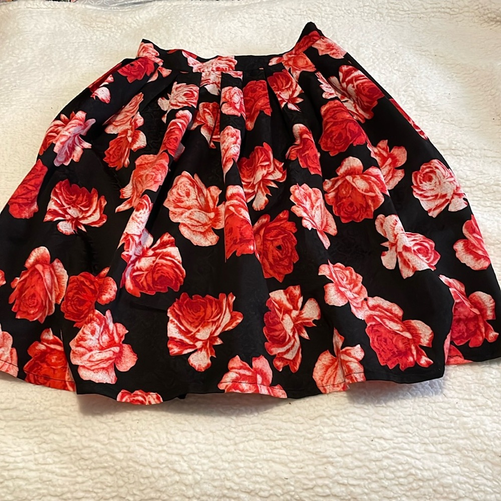 Portmans Floral Full Skirt Size 6US/10AUS